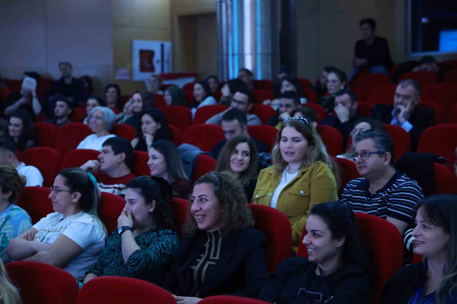 Antalya Büyükşehir Belediyesi öfke kontrolü eğitimi düzenledi
