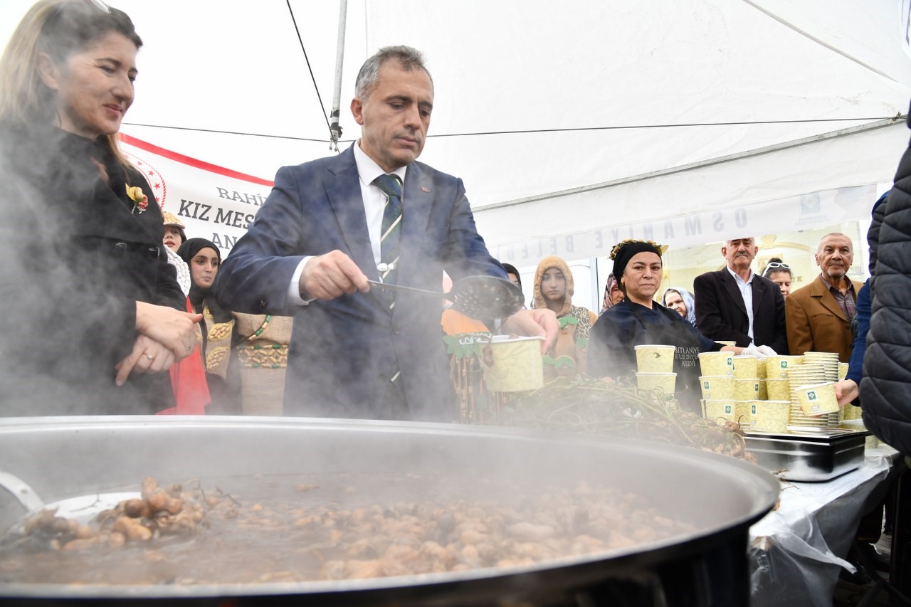 Yerfıstığının başkenti Osmaniye’de festival heyecanı başladı
