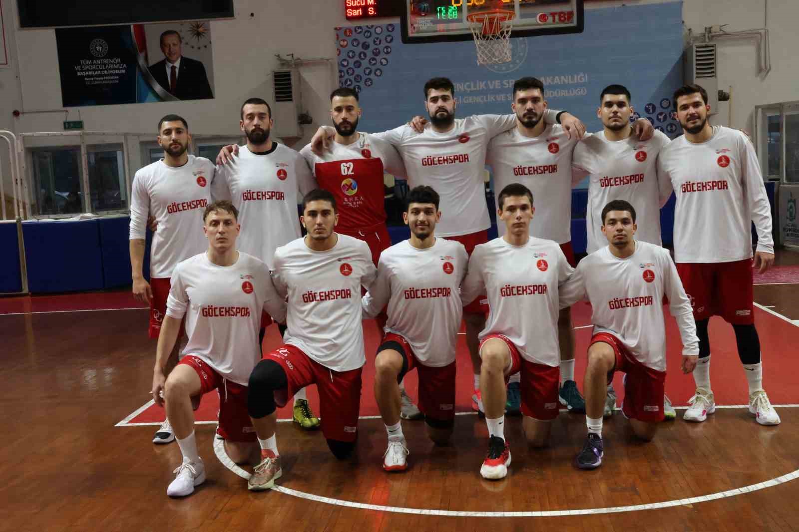 Türkiye Basketbol 2. Ligi: Kocaeli BŞB Kağıtspor: 73 - Göcekspor: 68
