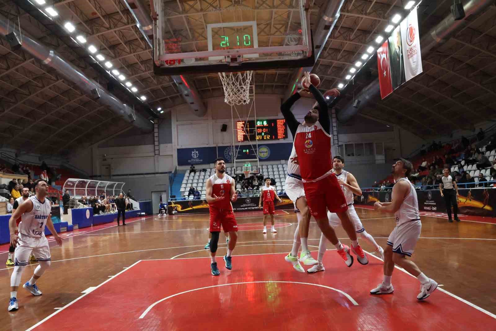 Türkiye Basketbol 2. Ligi: Kocaeli BŞB Kağıtspor: 73 - Göcekspor: 68
