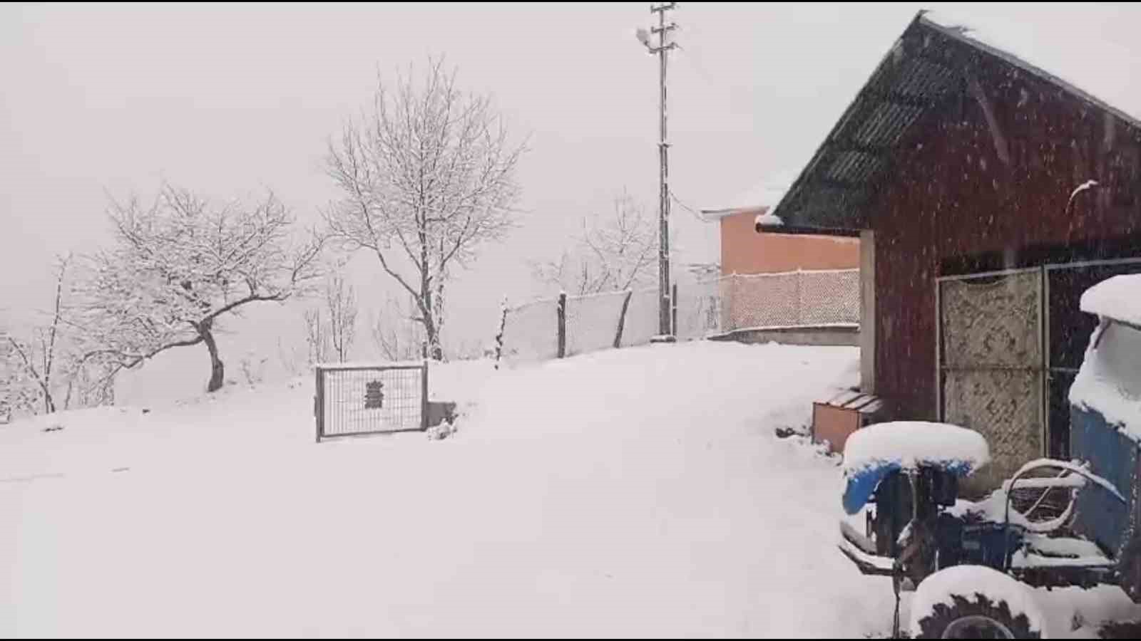 Zonguldak’ın yüksek kesimlerinde kar yağışı
