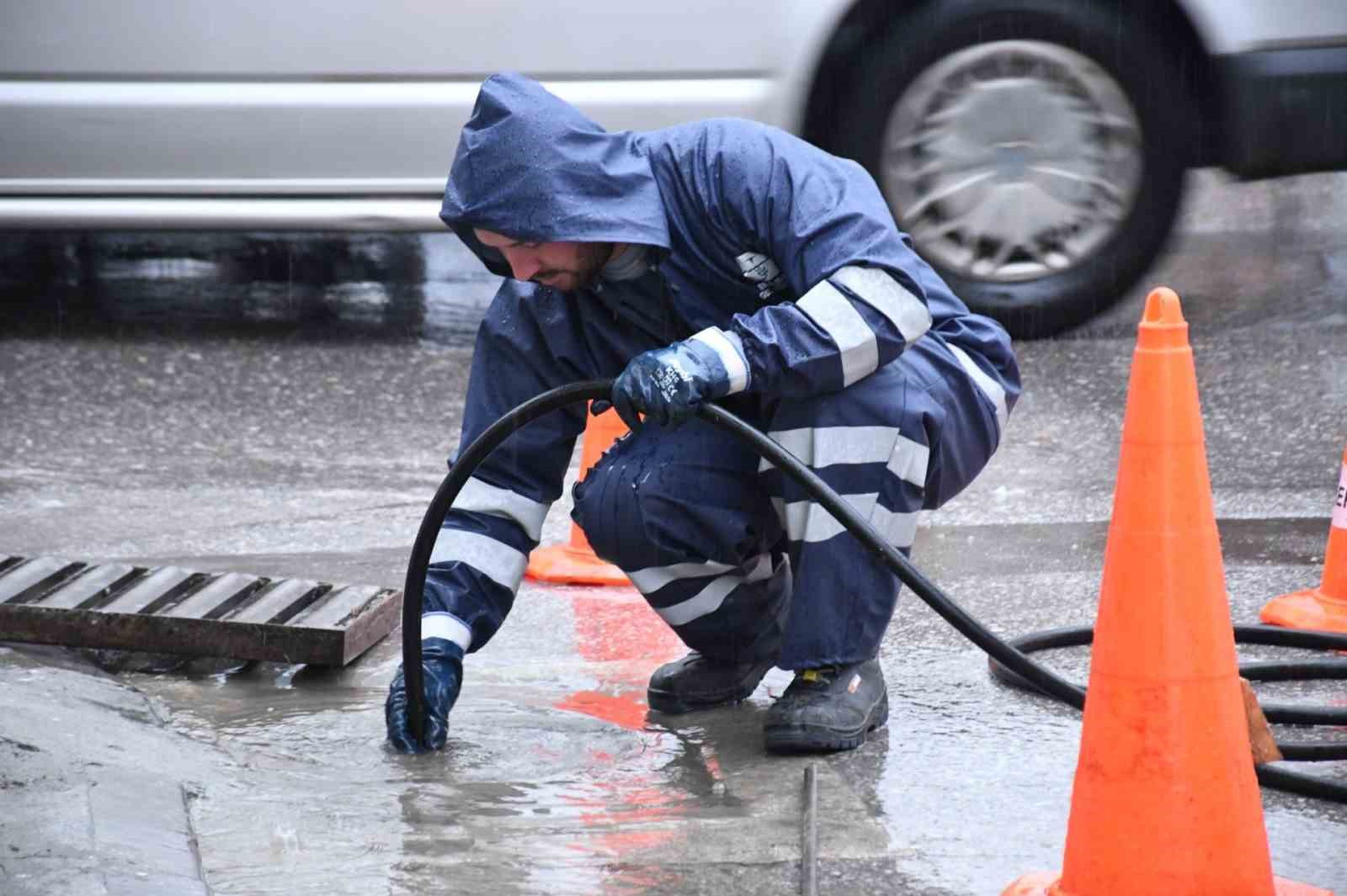 BASKİ,yağışa karşı teyakkuzda
