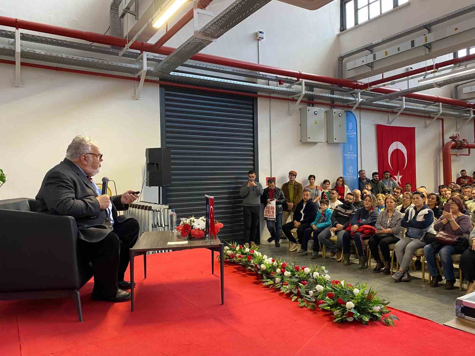 Aydın Kitap Fuarı binlerce ziyaretçinin katılımıyla devam ediyor
