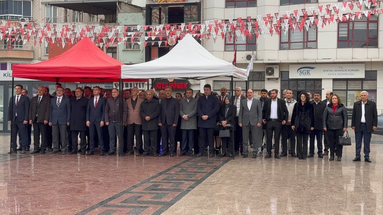 Kilis’te 24 Kasım Öğretmenler Günü kutlandı
