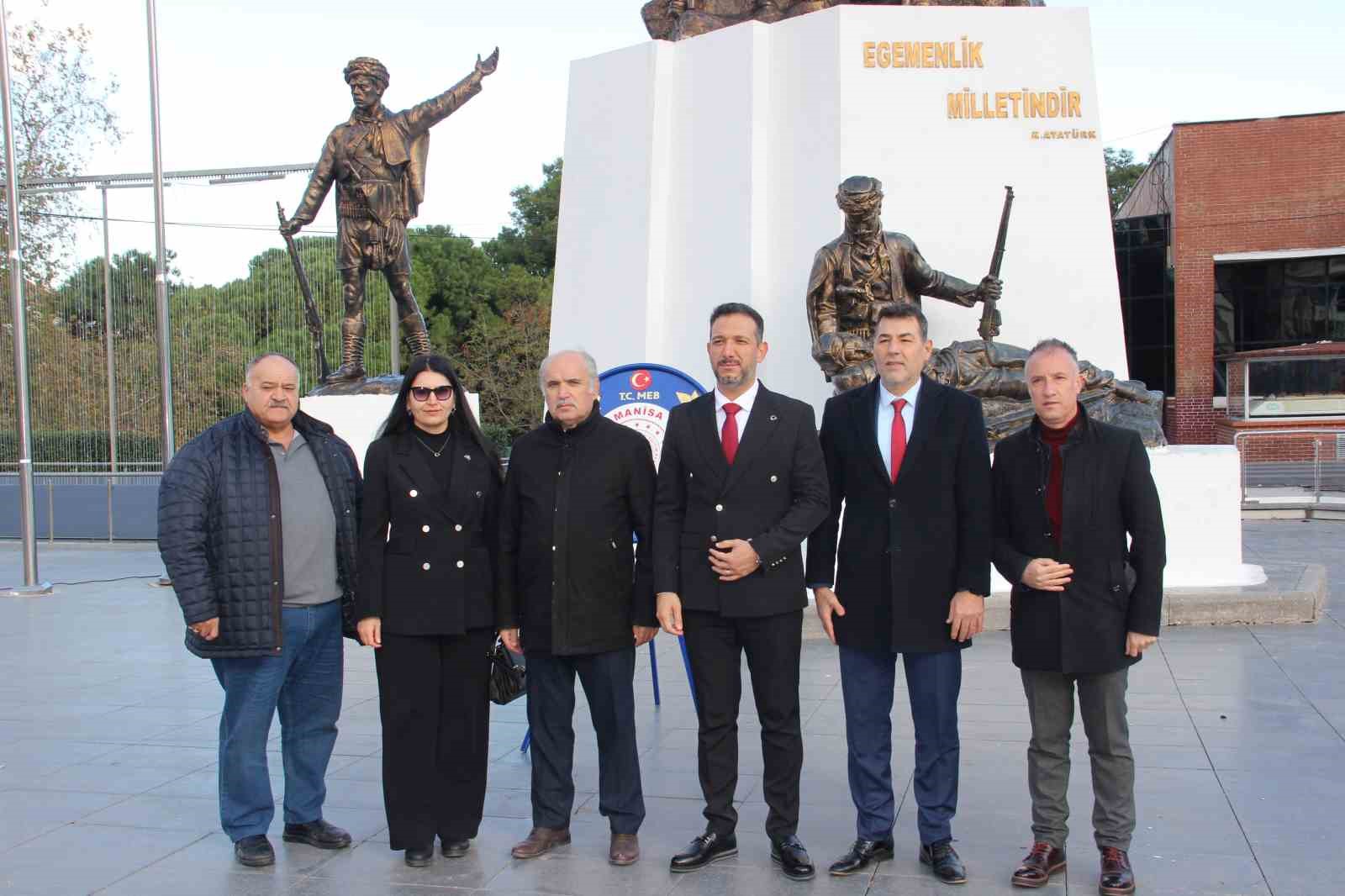 Manisa’da 24 Kasım Öğretmenler Günü kutlandı
