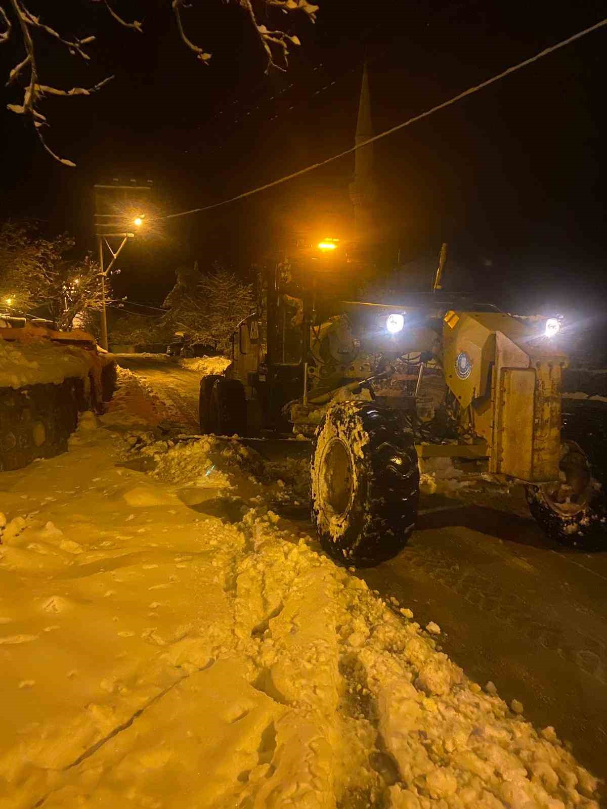 169 mahalle yolu ulaşıma açıldı
