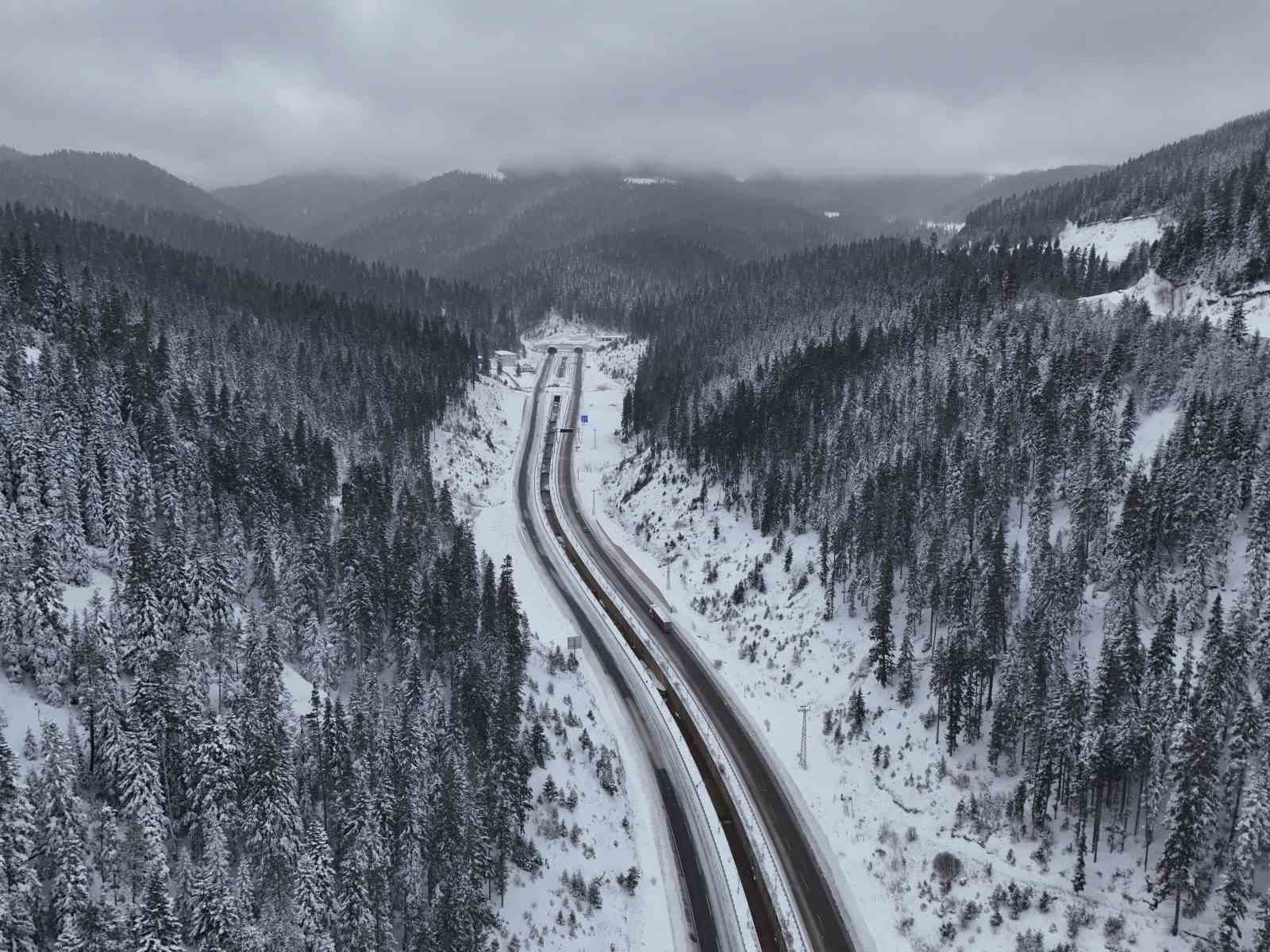 Ilgaz Dağı’nda kar kalınlığı 30 santimetreye ulaştı
