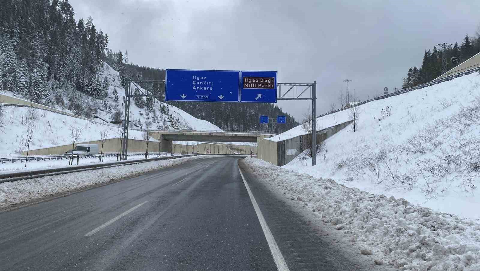 Ilgaz Dağı’nda kar kalınlığı 30 santimetreye ulaştı
