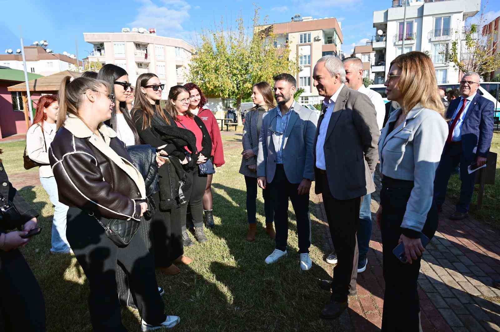 Kocagöz’den, geleceğin mimarlarına “Çocuklara güvenli parklar yapın” çağrısı
