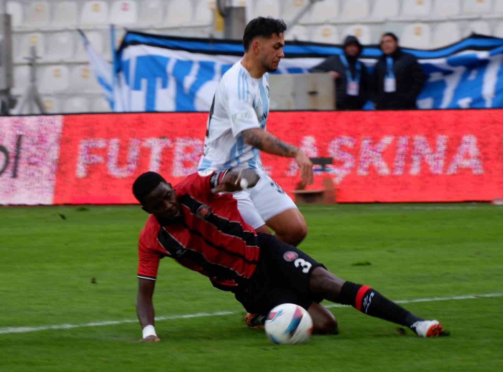 Trendyol 1. Lig:  Erzurumspor FK: 1 - Fatih Karagümrük: 3
