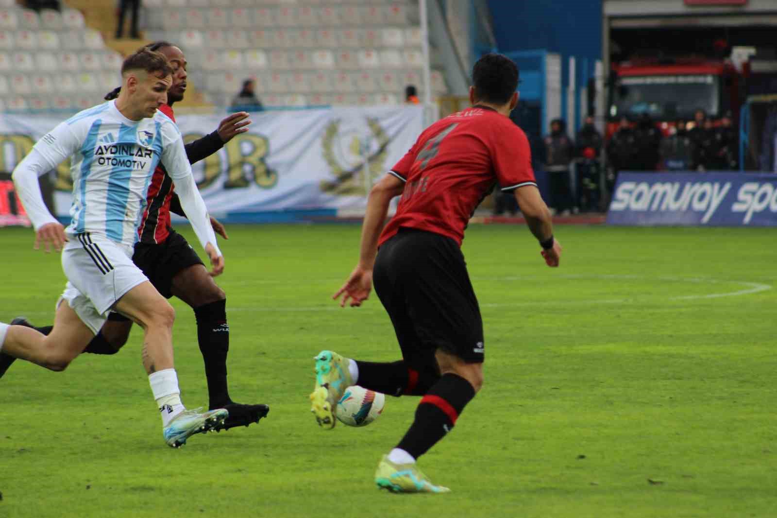 Trendyol 1. Lig:  Erzurumspor FK: 1 - Fatih Karagümrük: 3
