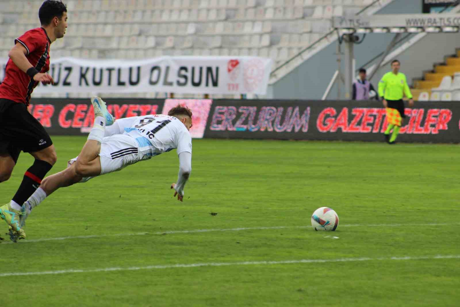 Trendyol 1. Lig:  Erzurumspor FK: 1 - Fatih Karagümrük: 3
