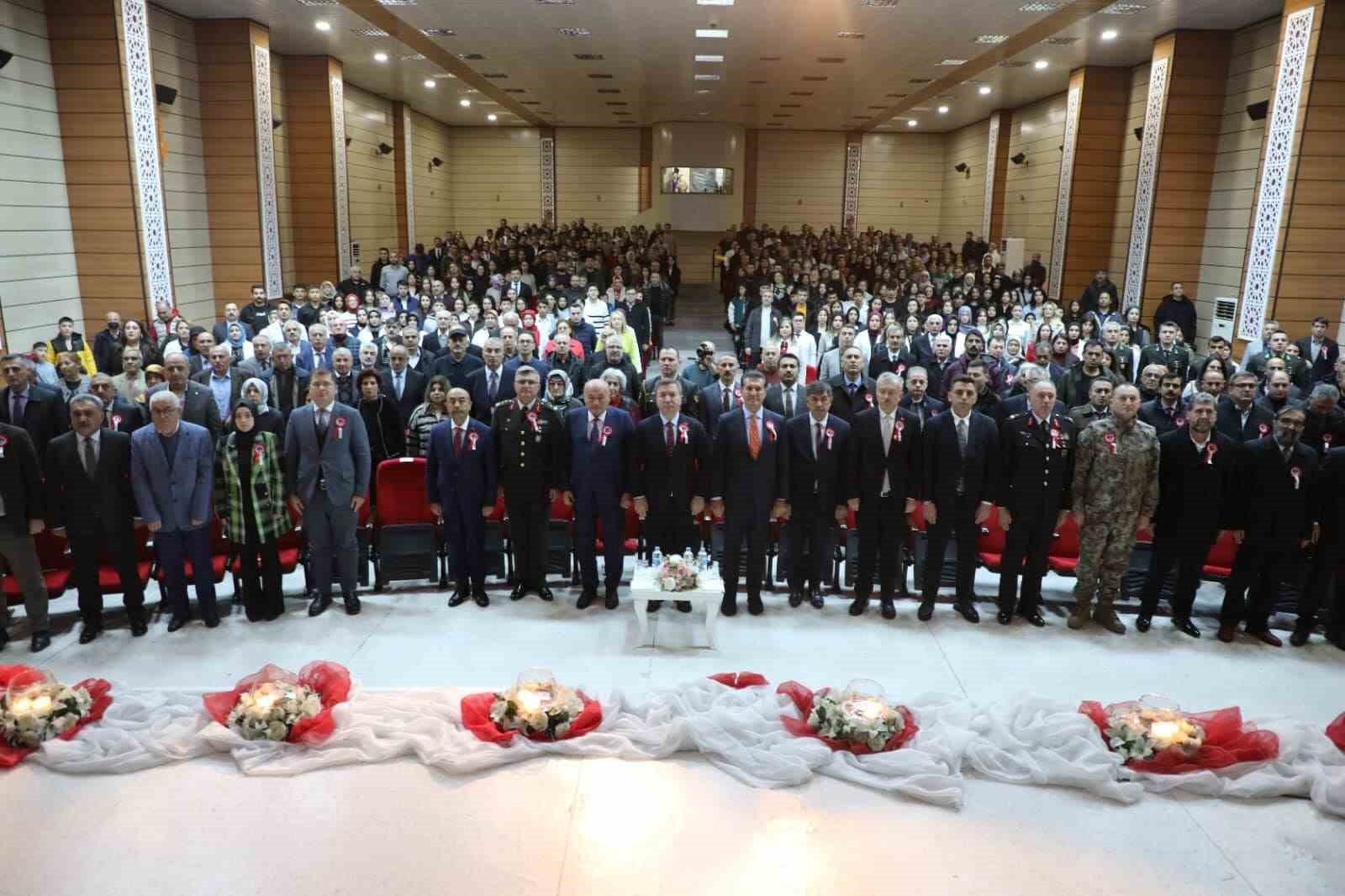 Erzincan’da 24 Kasım Öğretmenler Günü kutlandı
