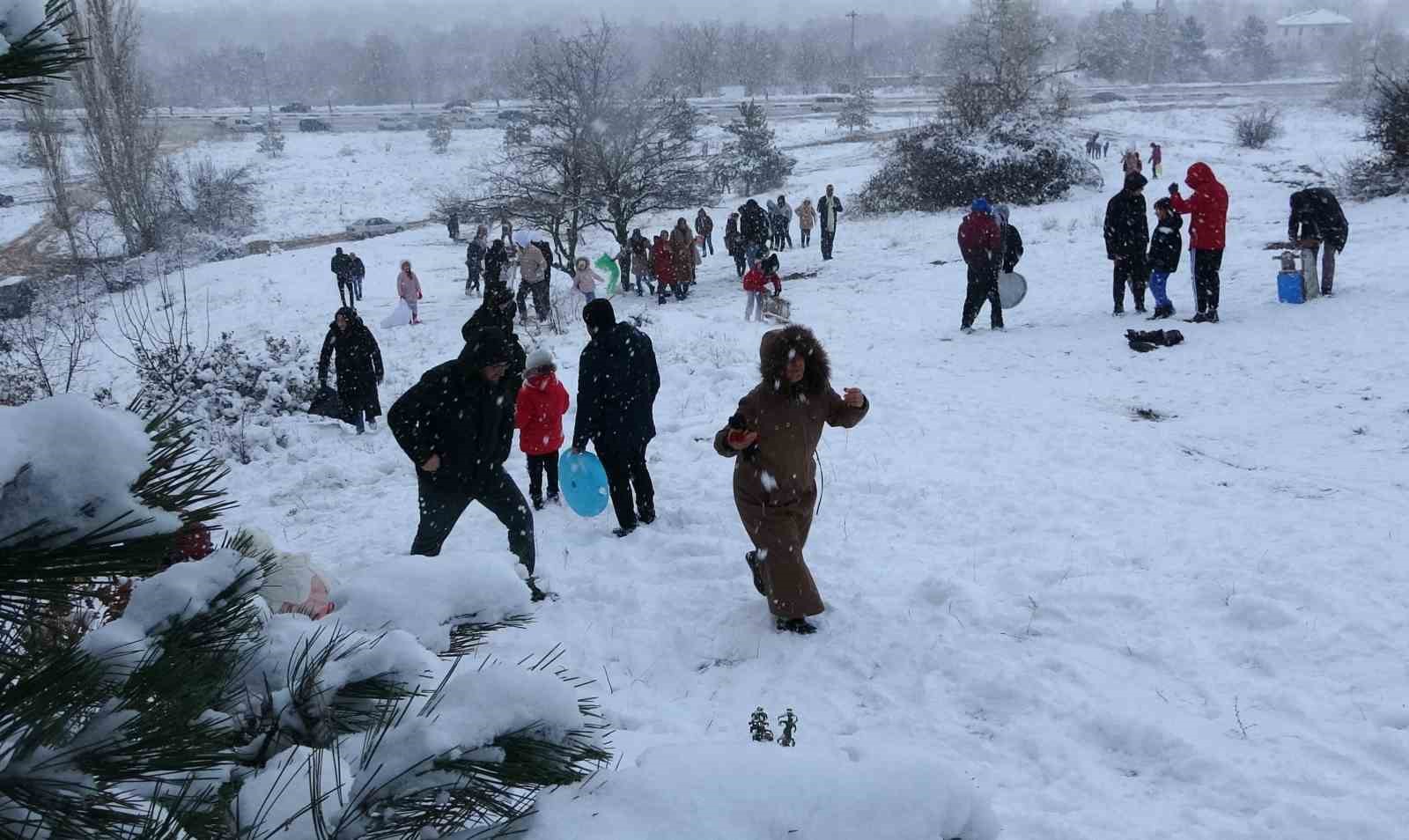 Kütahyalıların kayak keyfi
