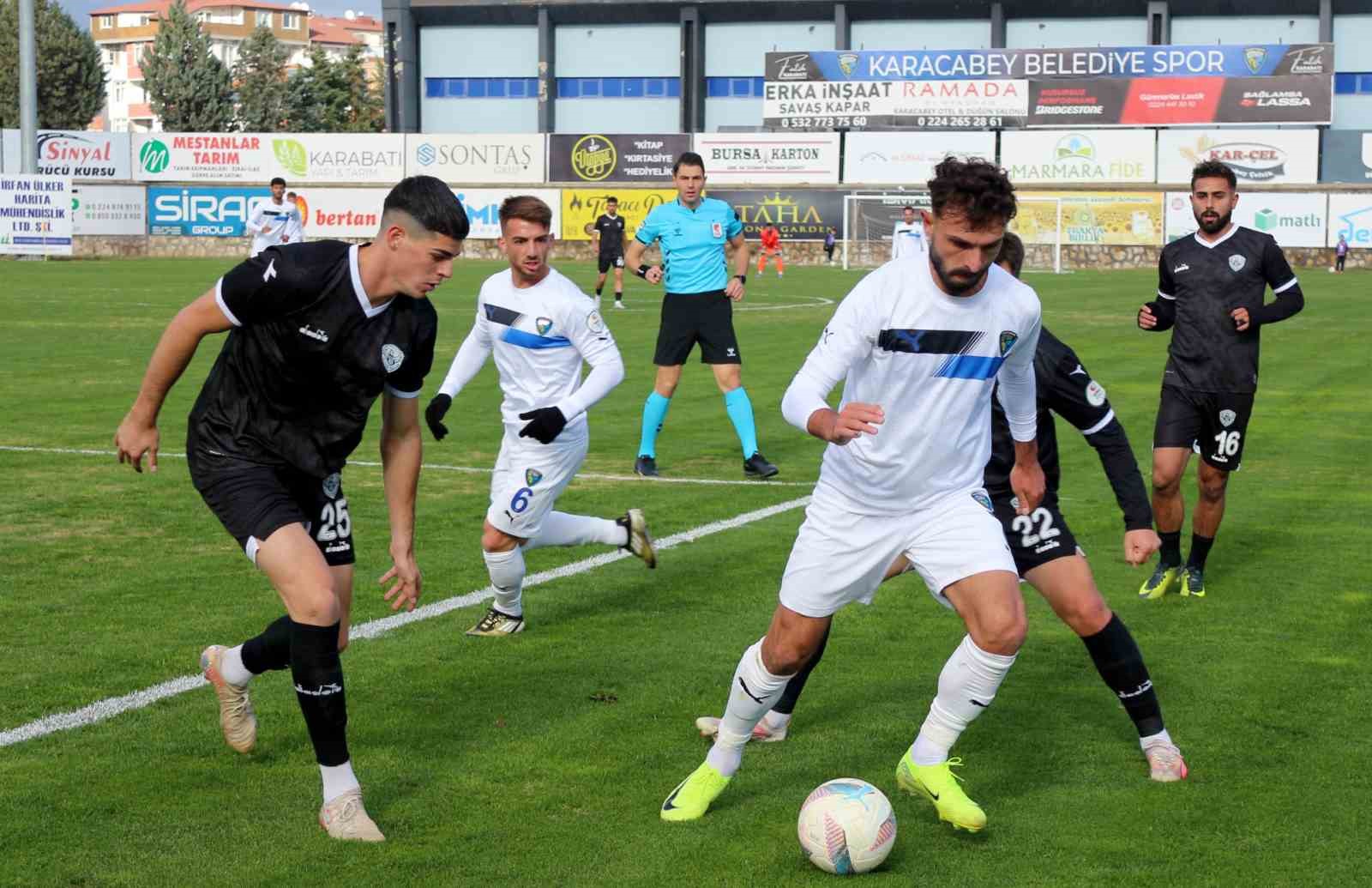 TFF 2. Lig: Karacabey Belediyespor: 3 - Nazillispor: 0
