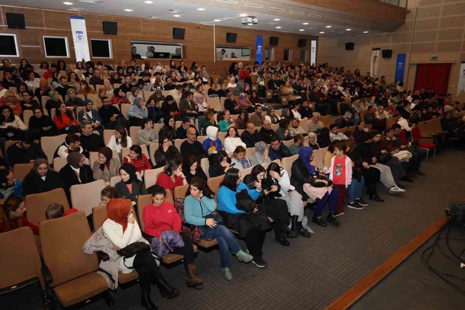 Öğretmenler Günü’ne özel tiyatro
