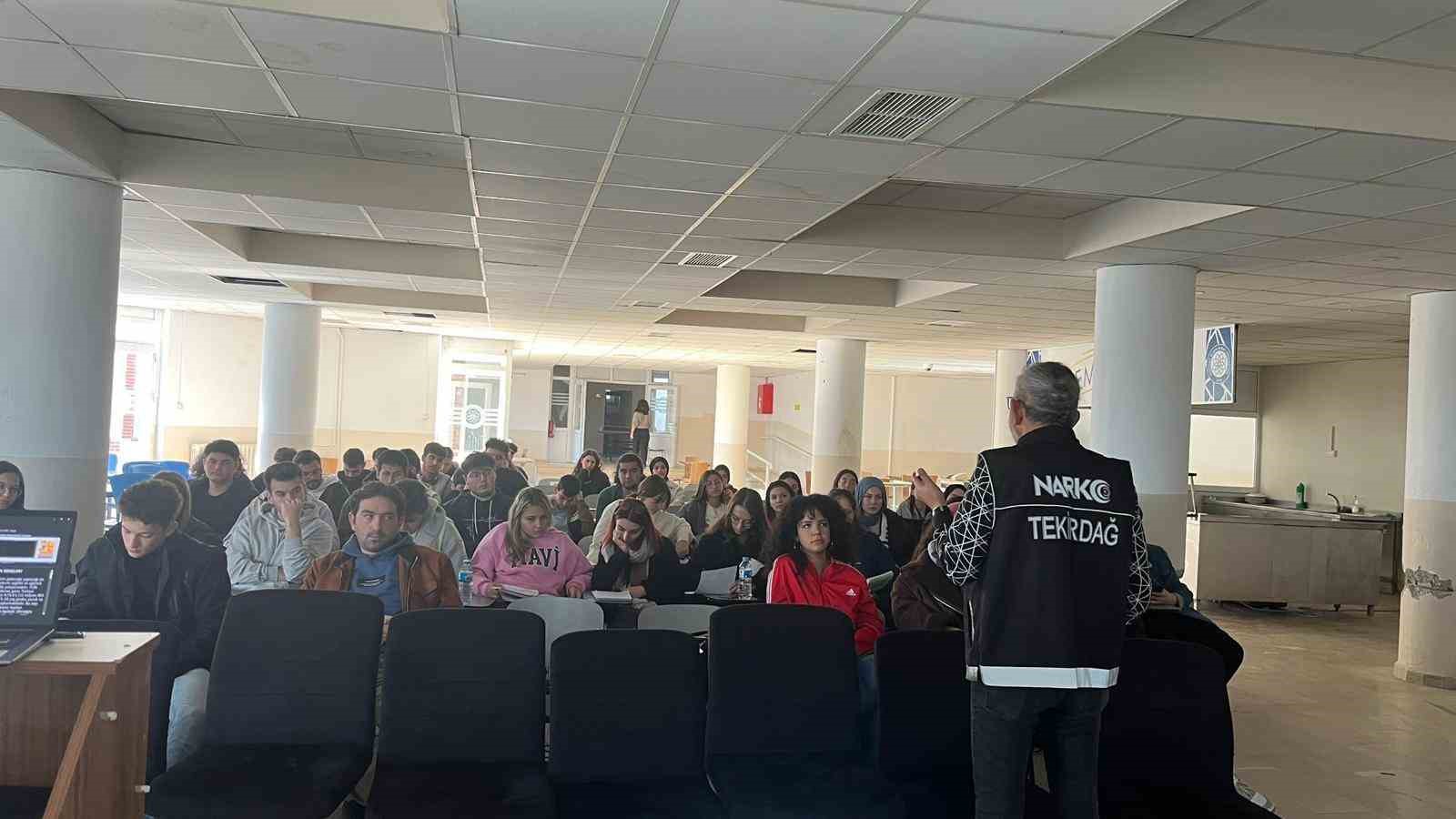 Tekirdağ’da uyuşturucu ve dolandırıcılığa karşı farkındalık çalışmaları
