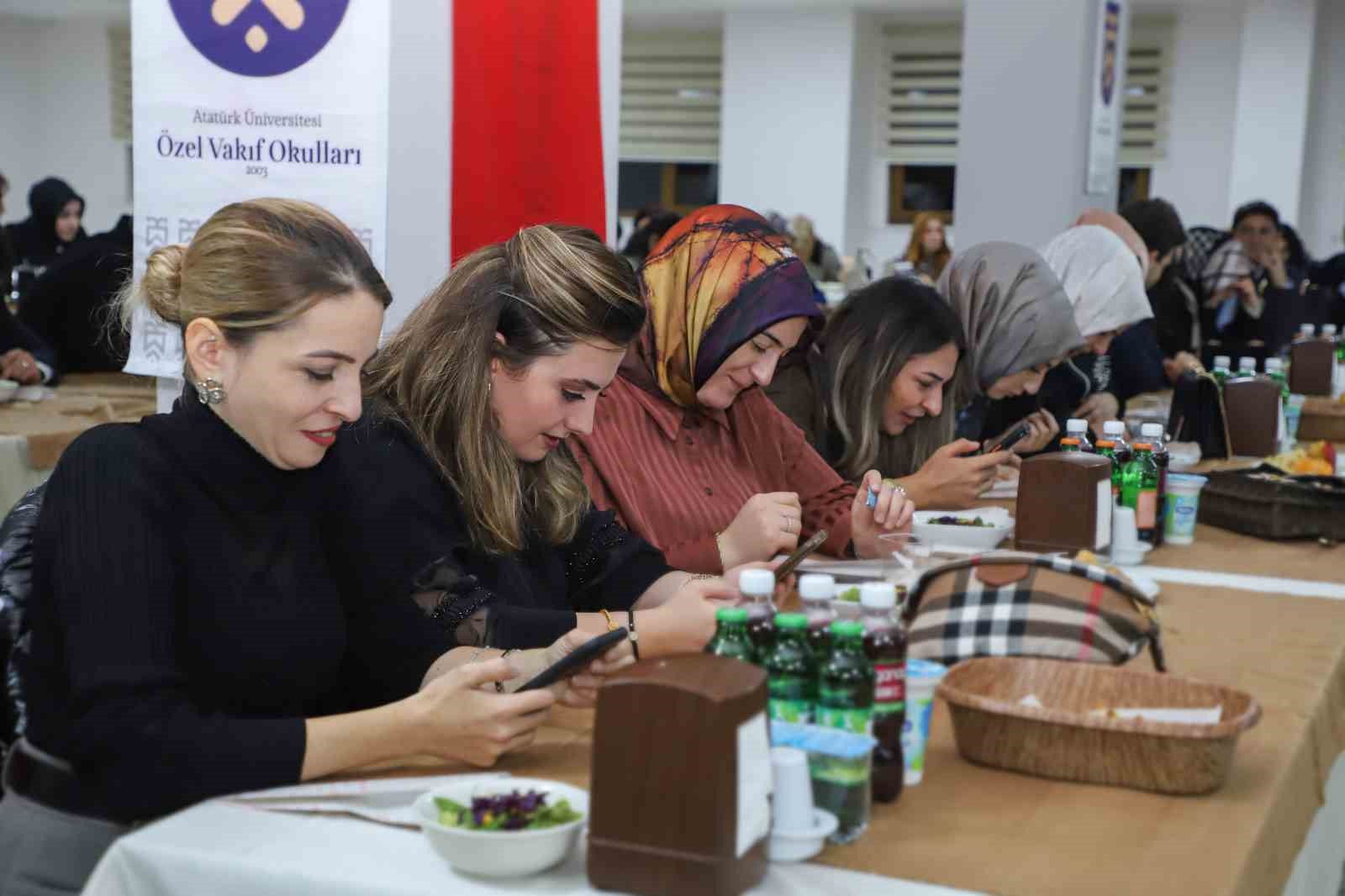 Vakıf Okulları Öğretmenleri, 24 Kasım’da bir araya geldi
