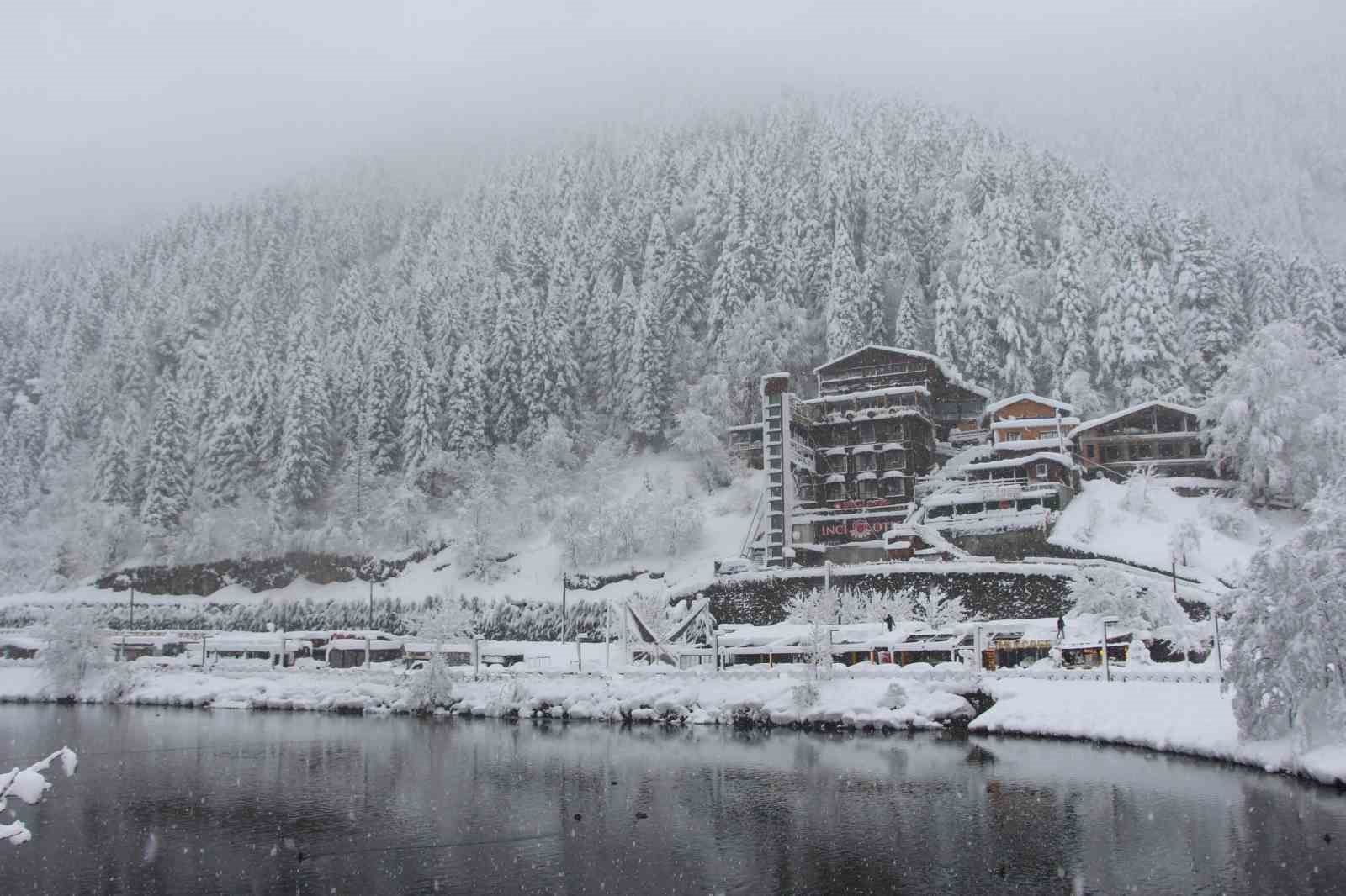 Uzungöl beyaz gelinliğini giydi
