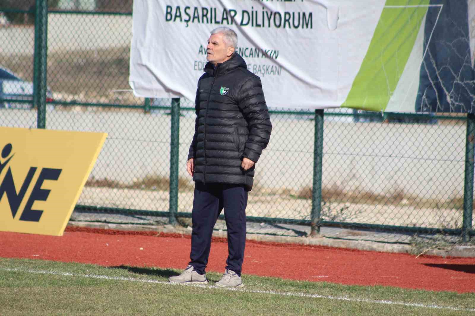 Denizlispor galibiyet hasretine deplasmanda son verdi
