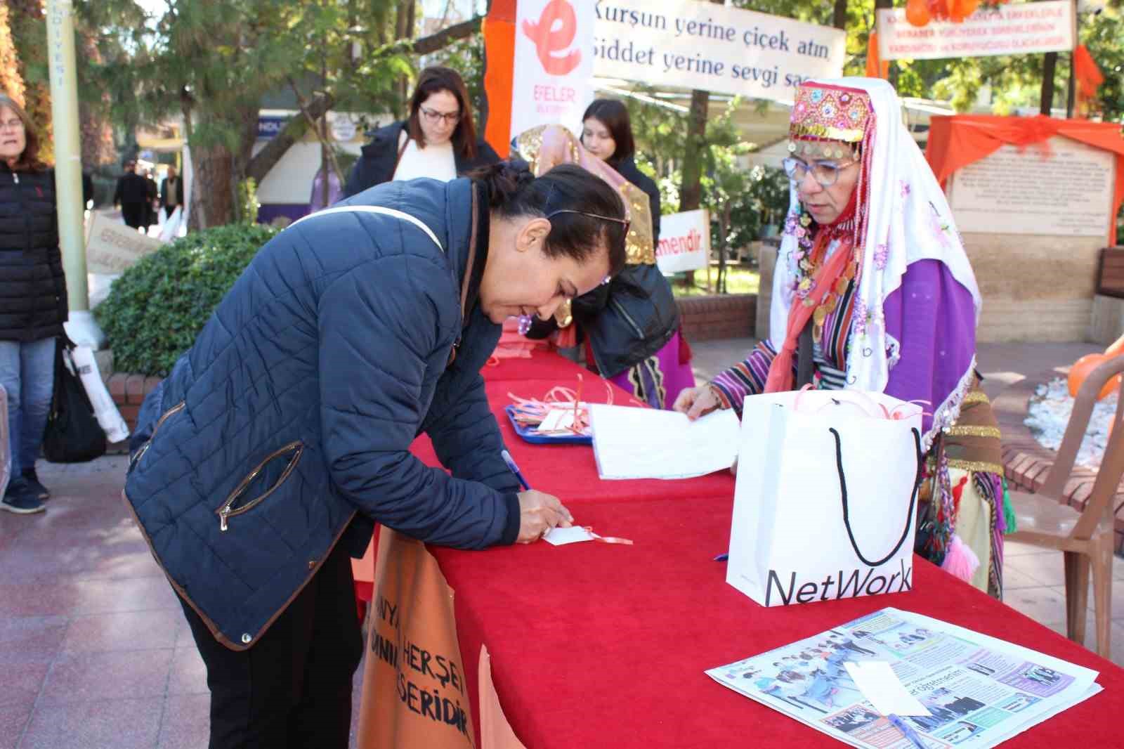 Efeler Kent Konseyi, şiddete dikkat çekti
