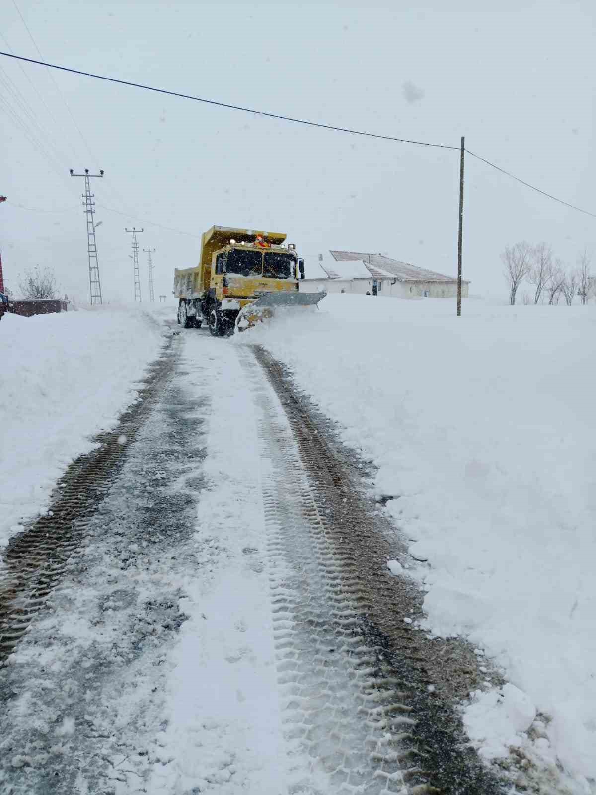 Büyükşehir’in ulaşıma açtığı mahalle sayısı 461’e yükseldi
