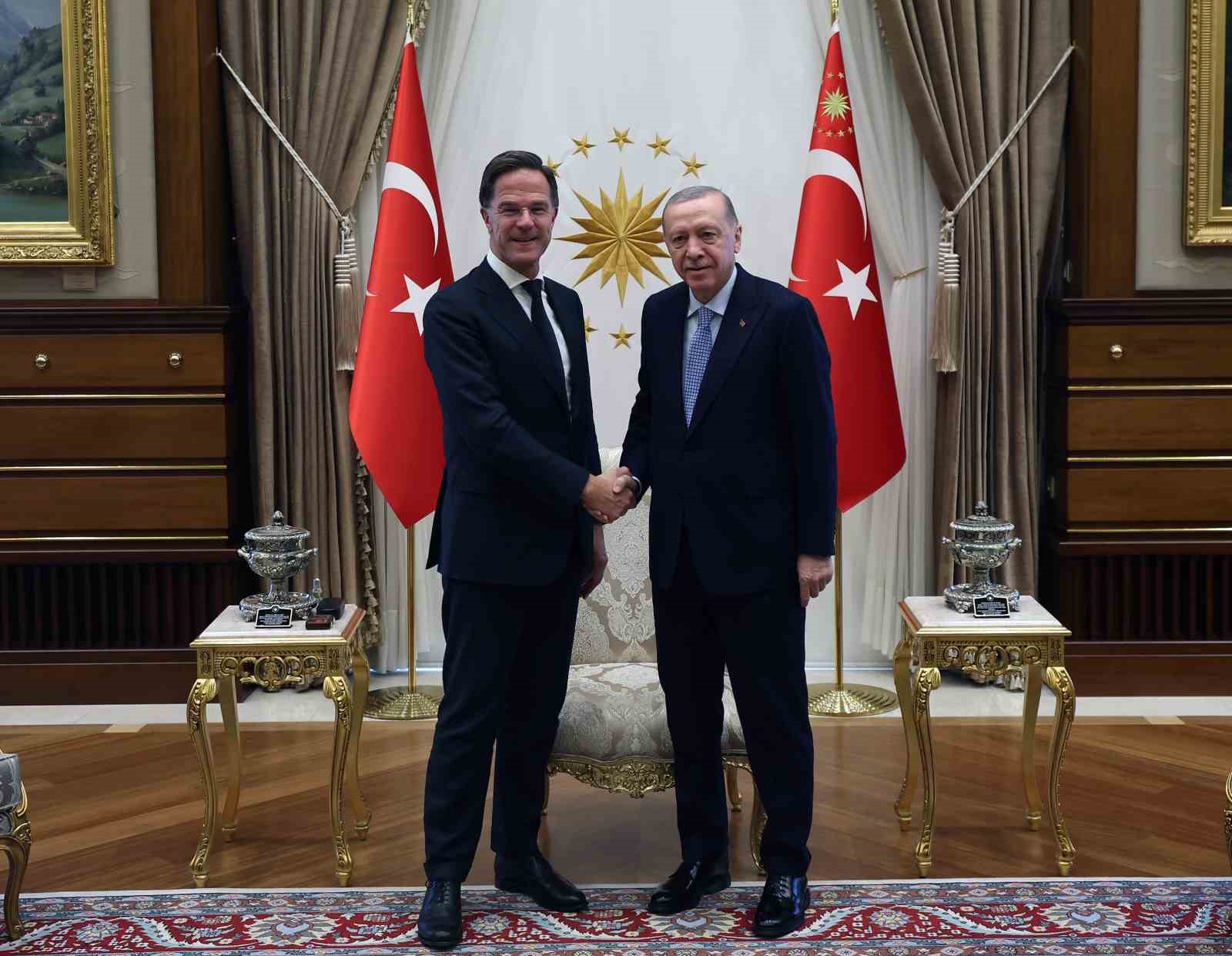 Cumhurbaşkanı Erdoğan, NATO Genel Sekreteri Rutte’yi kabul etti
