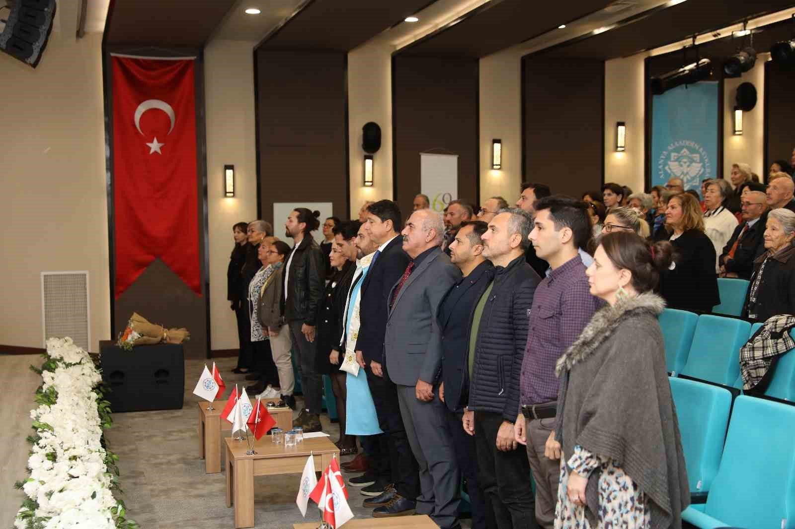 ALKÜ Tazelenme Üniversitesinde ilk ders heyecanı
