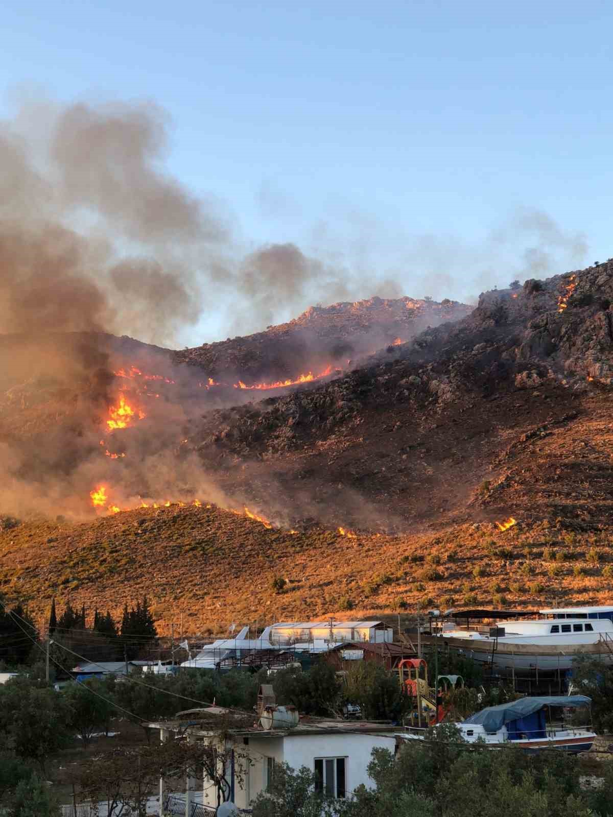 Marmaris’te makilik yangını
