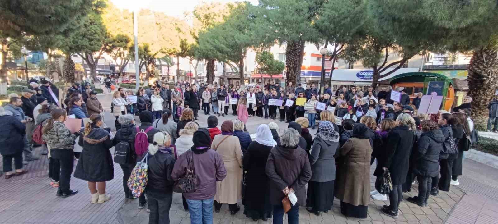 Söke’de Kadına Şiddetle Mücadele için yürüyüş düzenlendi
