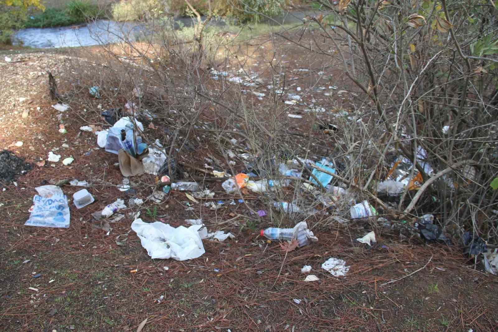 Fethiye’deki mesire alanı çöplüğe döndü
