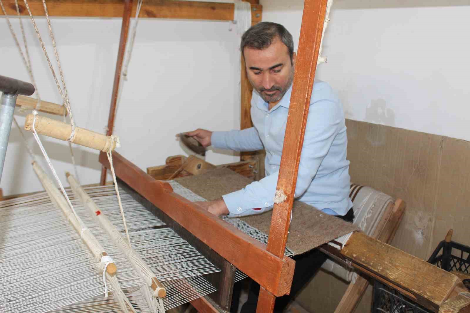 Kış mevsimiyle birlikte Siirt battaniyesine talep arttı
