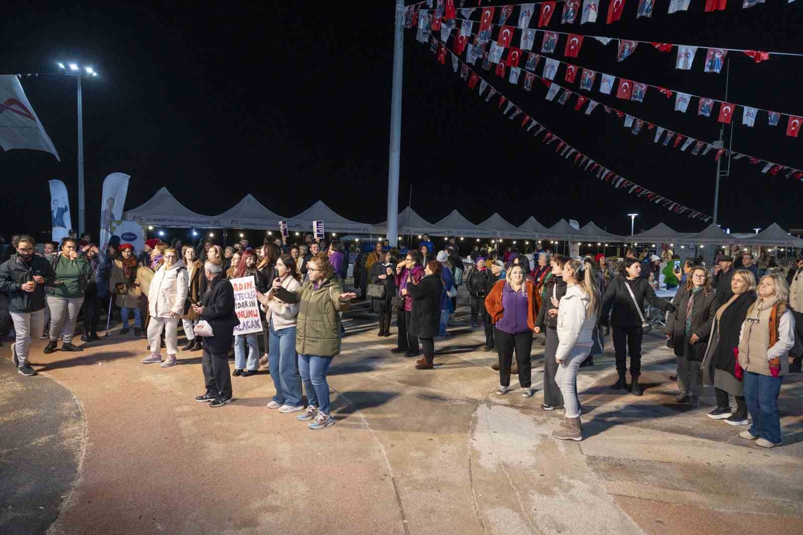 Mersin’de kadına yönelik şiddete karşı farkındalık etkinlikleri düzenlendi
