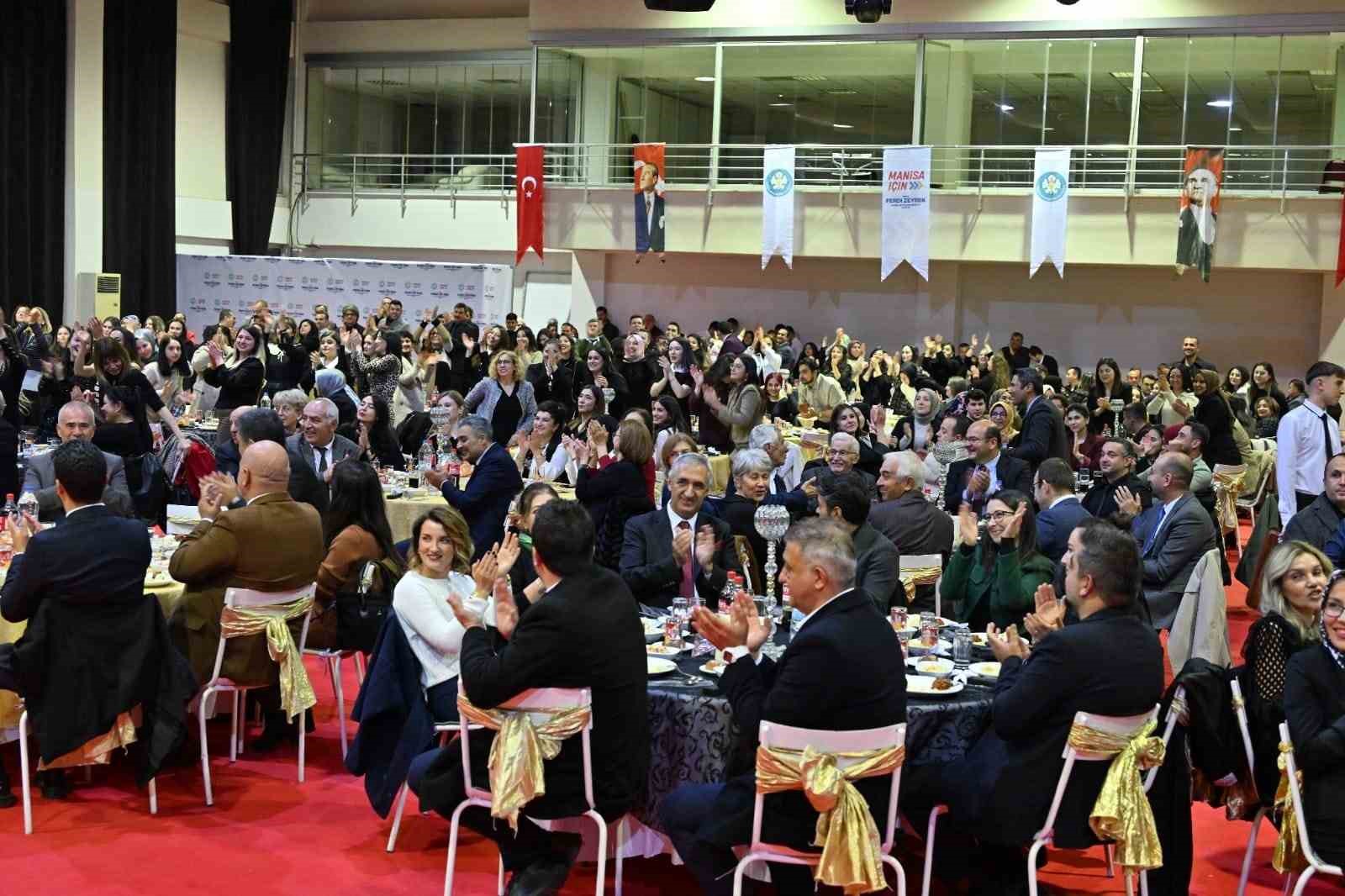 Başkan Zeyrek’ten öğretmenlere maaş müjdesi
