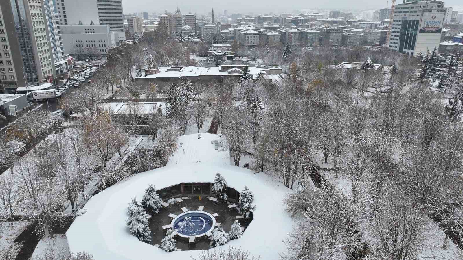 Kayseri beyaza büründü, kartpostallık görüntüler ortaya çıktı
