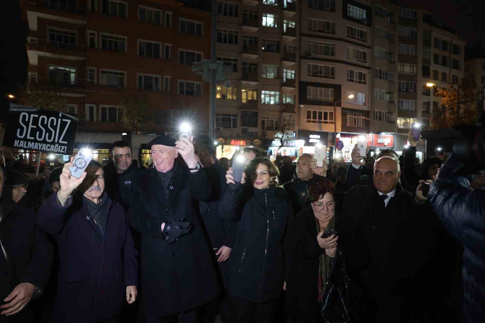 Kadına yönelik şiddete karşı birlik çağrısı, ’Kadına yönelik şiddet kabul edilemez!’
