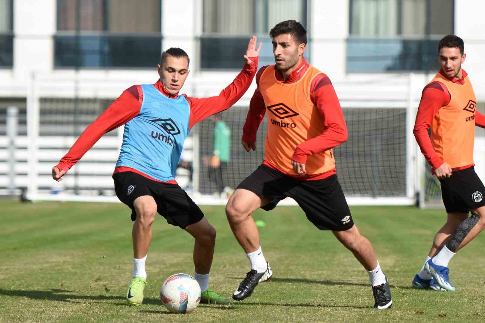 Manisa FK’da Amed maçı hazırlıkları devam ediyor
