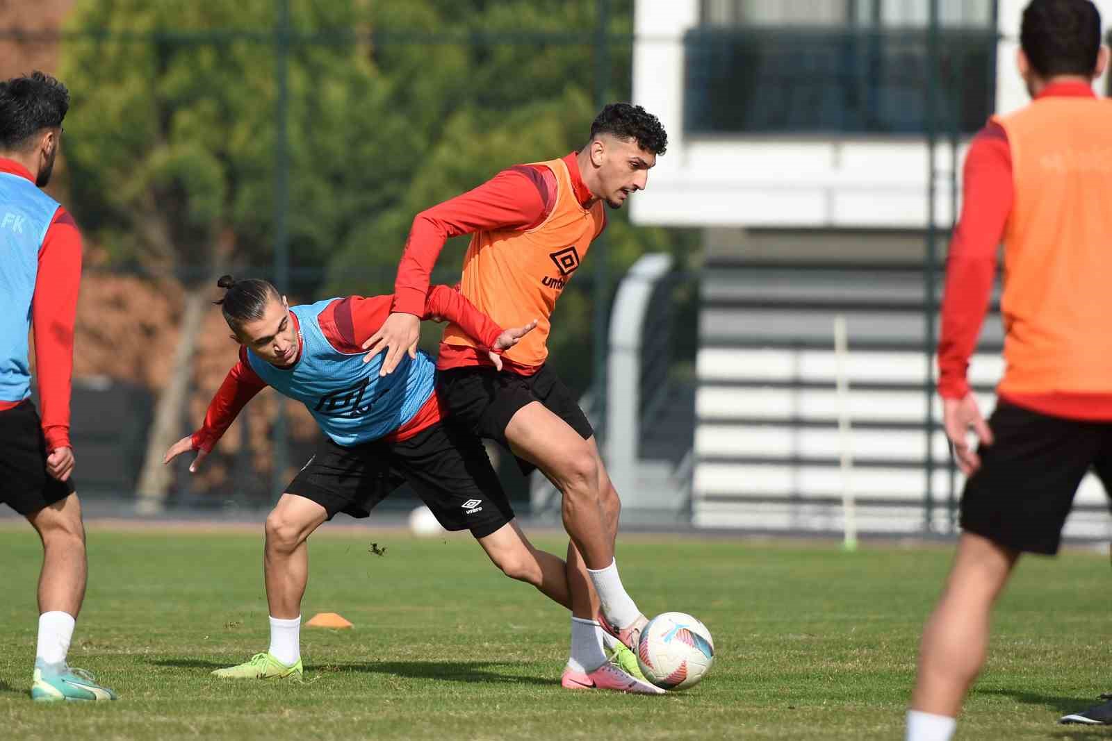 Manisa FK’da Amed maçı hazırlıkları devam ediyor
