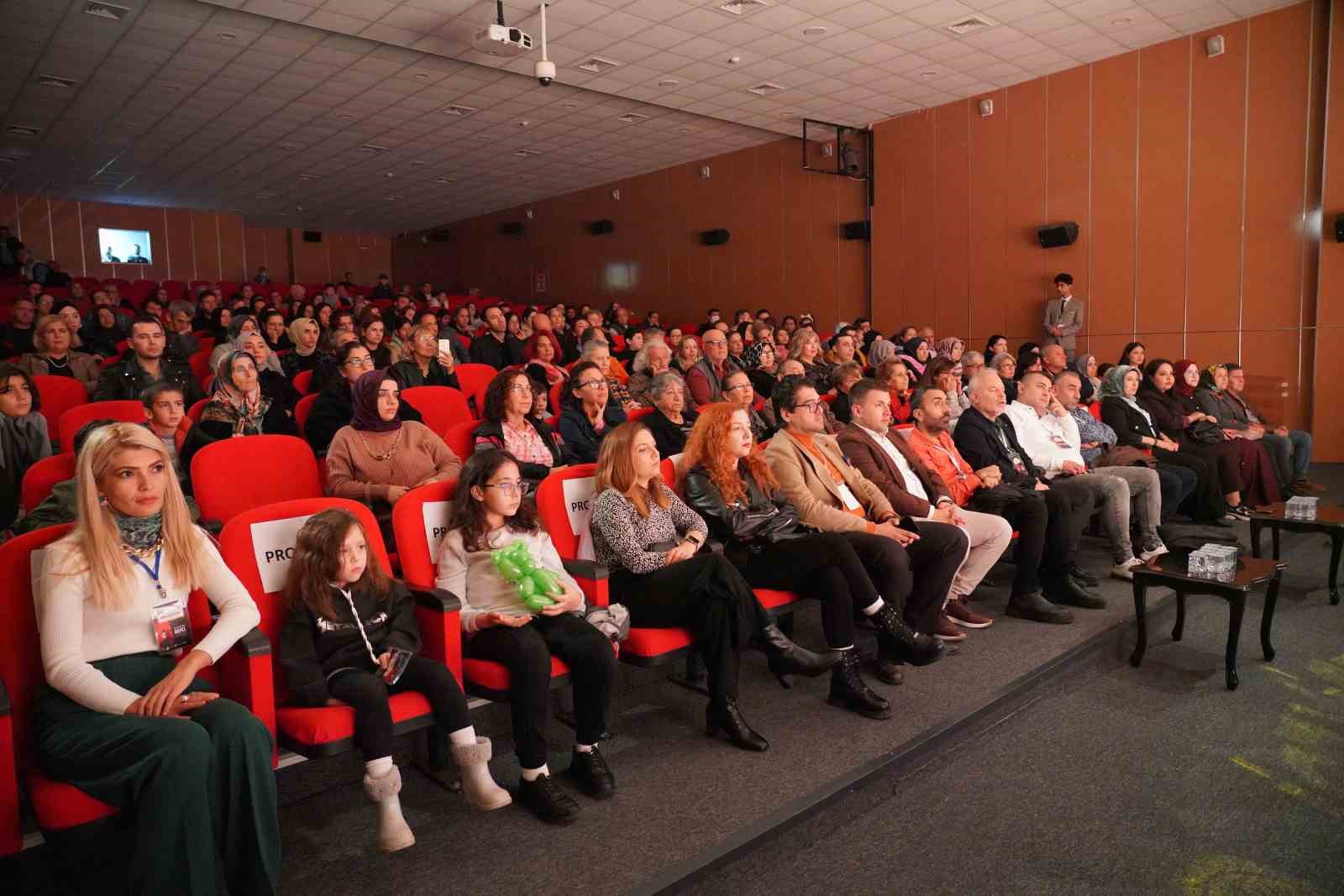 Mersin’de Kadın Hikayeleri tiyatro festivali
