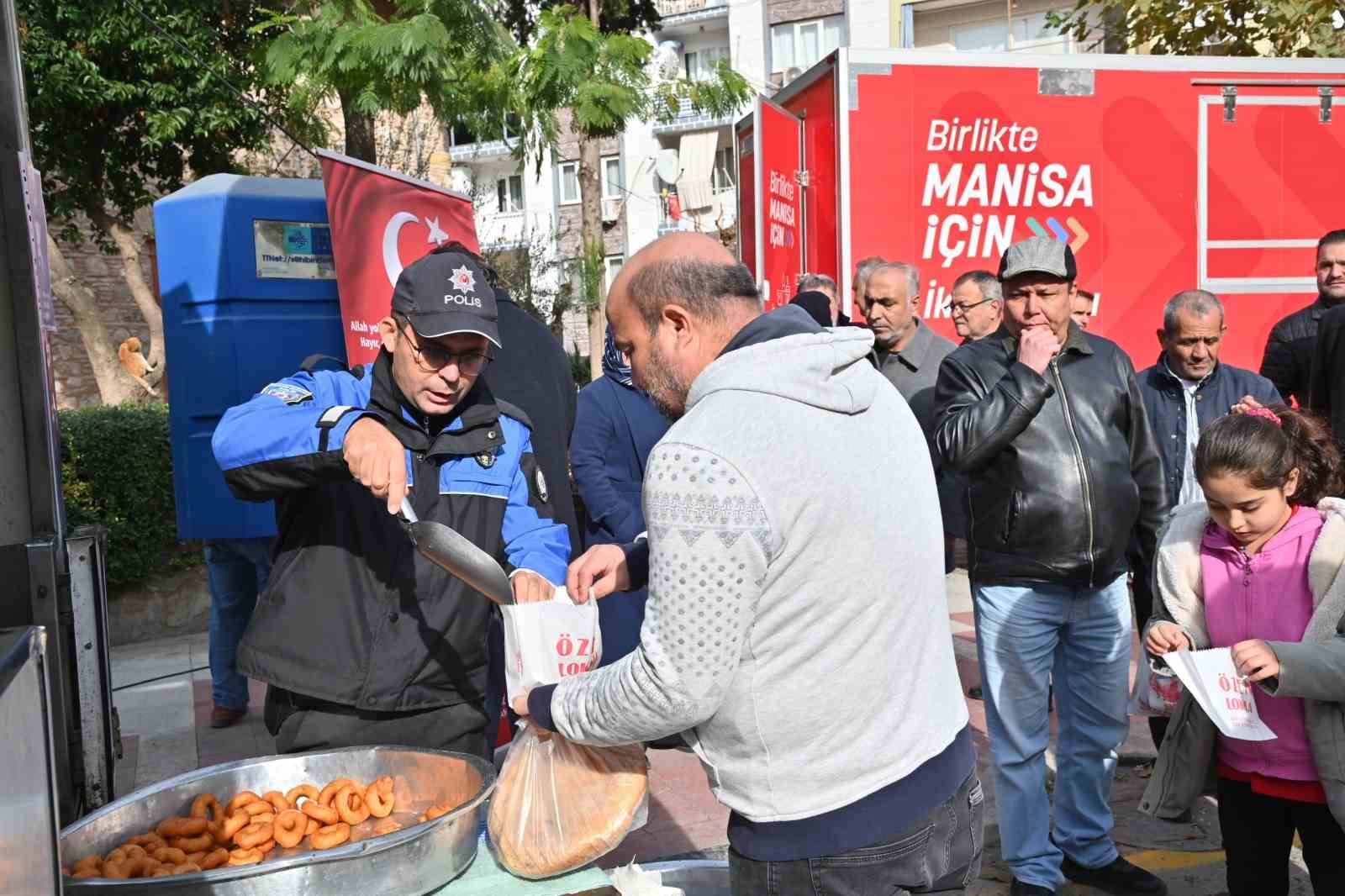 Manisalı Şehitler Hikmet Onan ve Hasan Akoral dualarla anıldı
