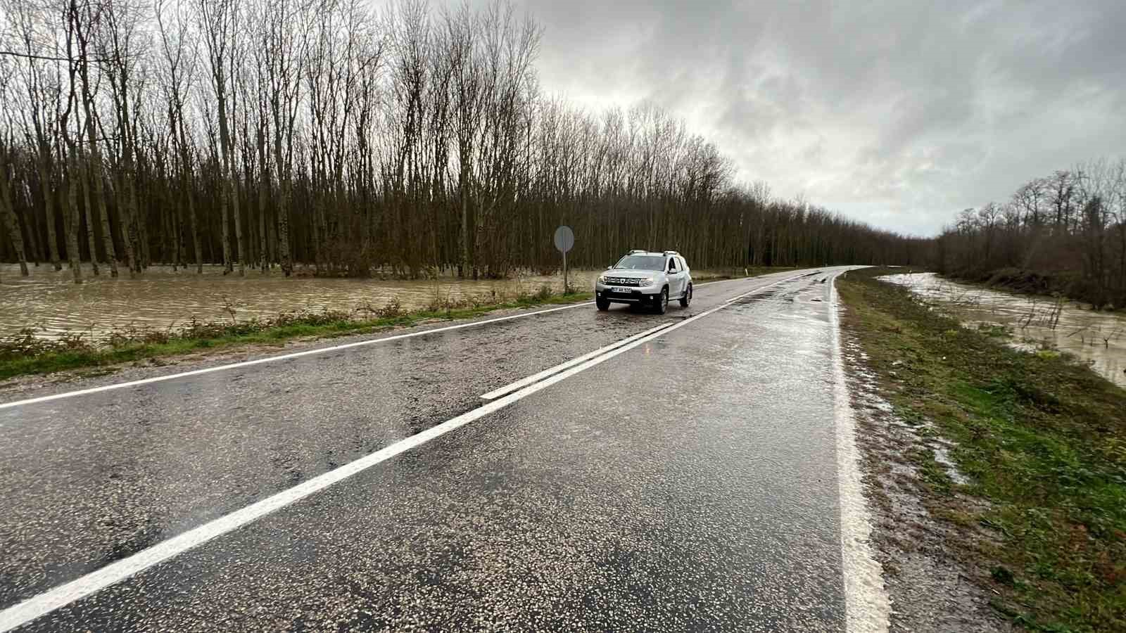 Sinop’ta dereler taştı
