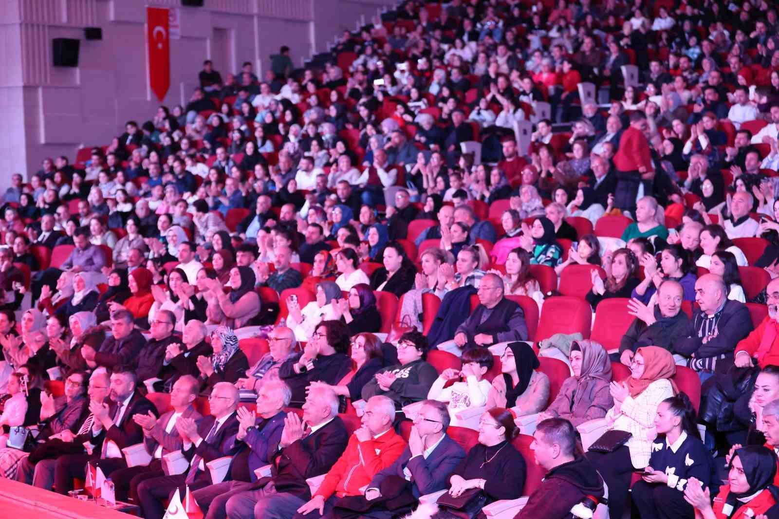 Talas Kızılay’ın engelsiz konseri büyük beğeni topladı
