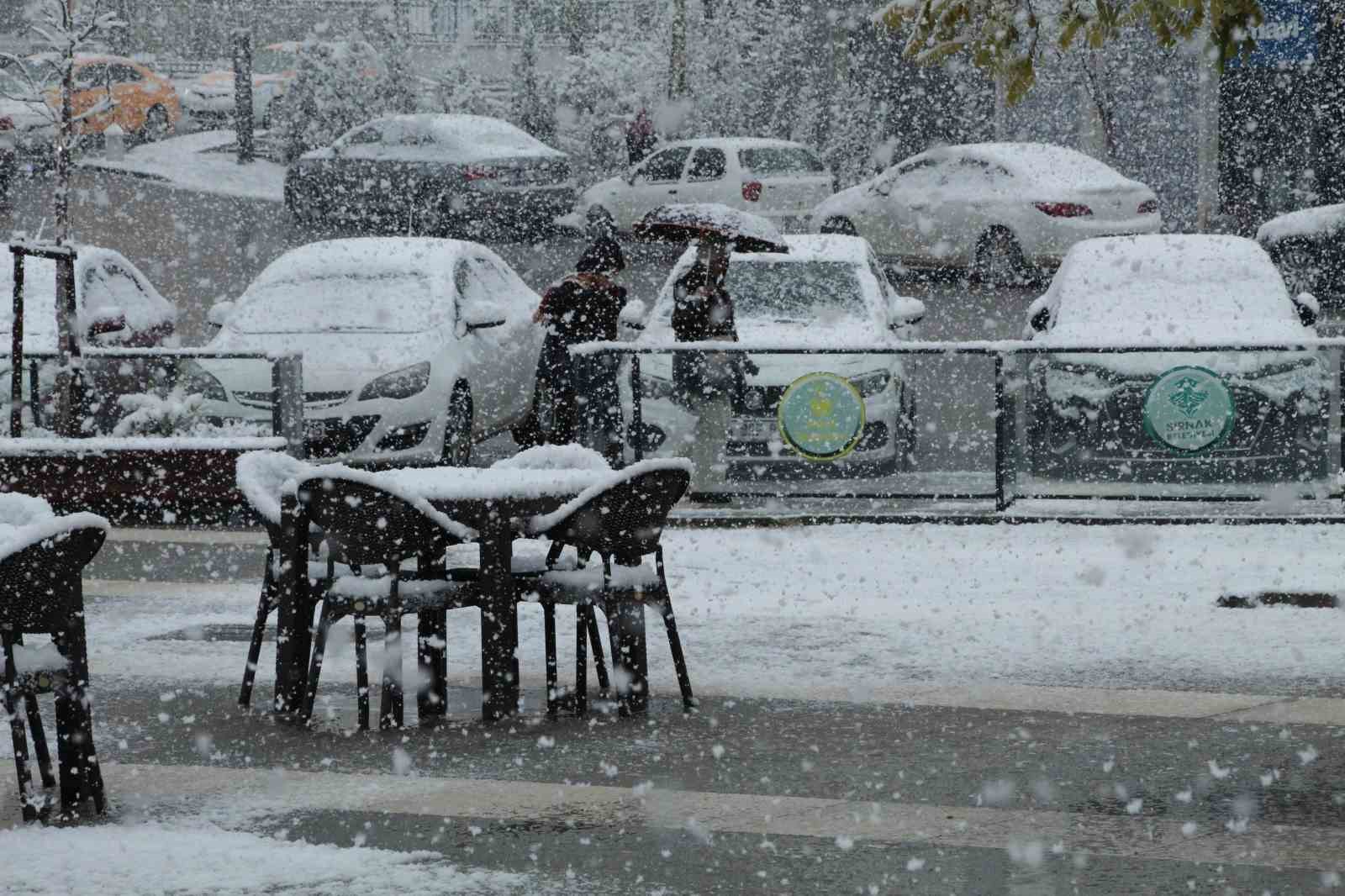 Şırnak beyaza büründü
