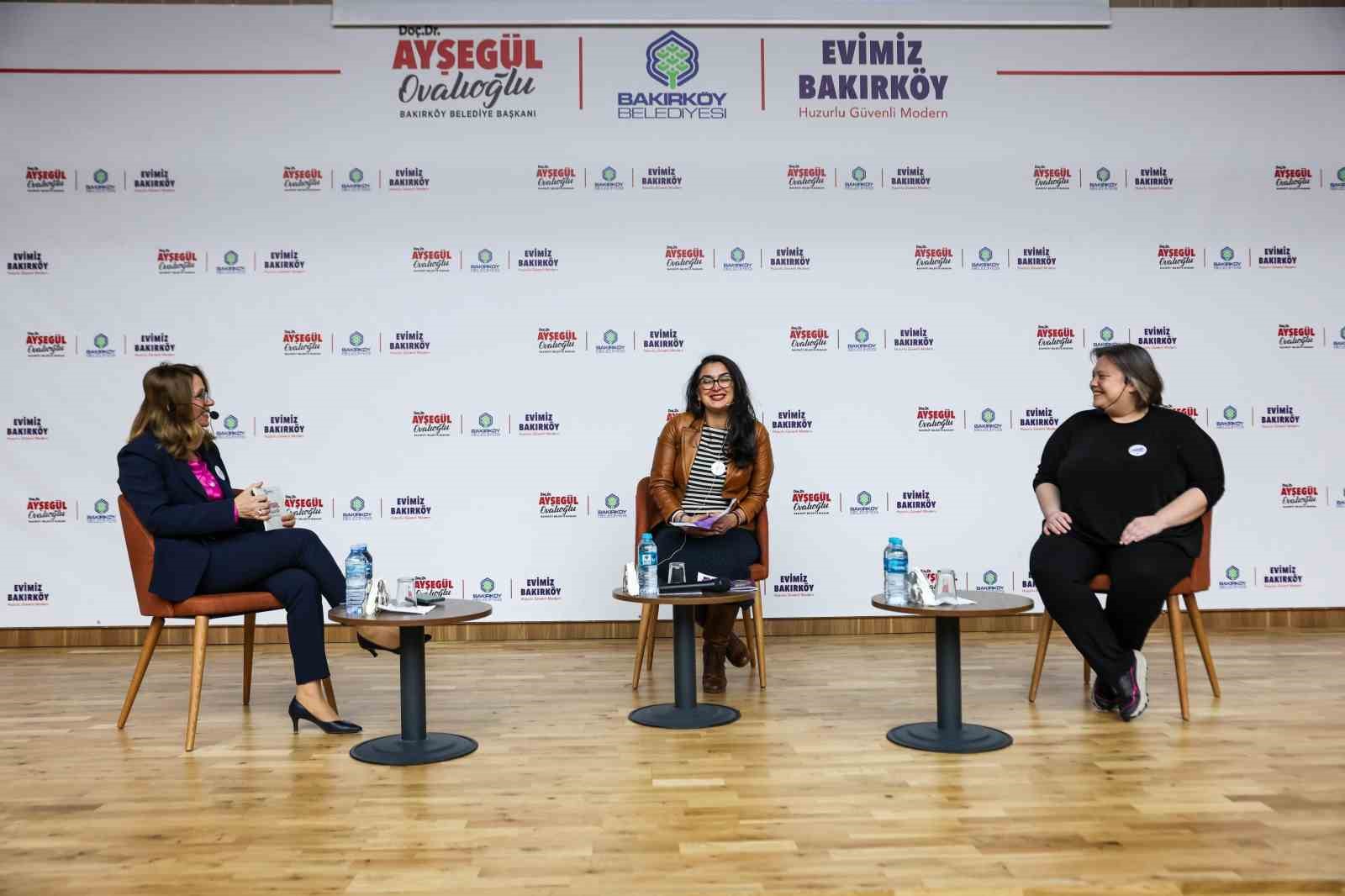 Bakırköy Belediyesi Kadına yönelik şiddete karşı konferans düzenledi
