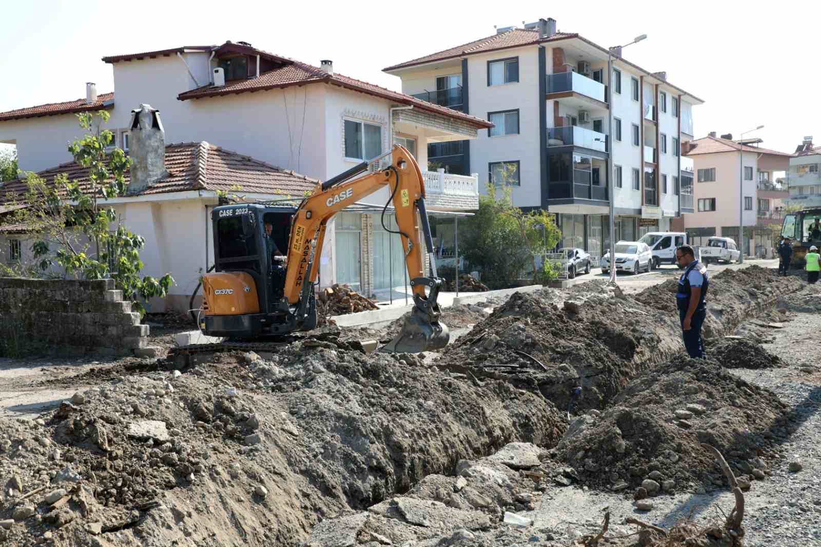 Ortaca’nın içme suyu hatları yenileniyor
