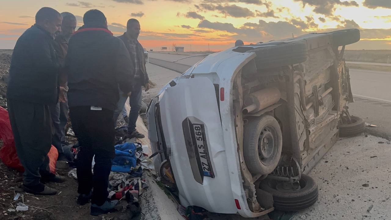 Kilis’te takla atan otomobilde can pazarı: 5 yaralı
