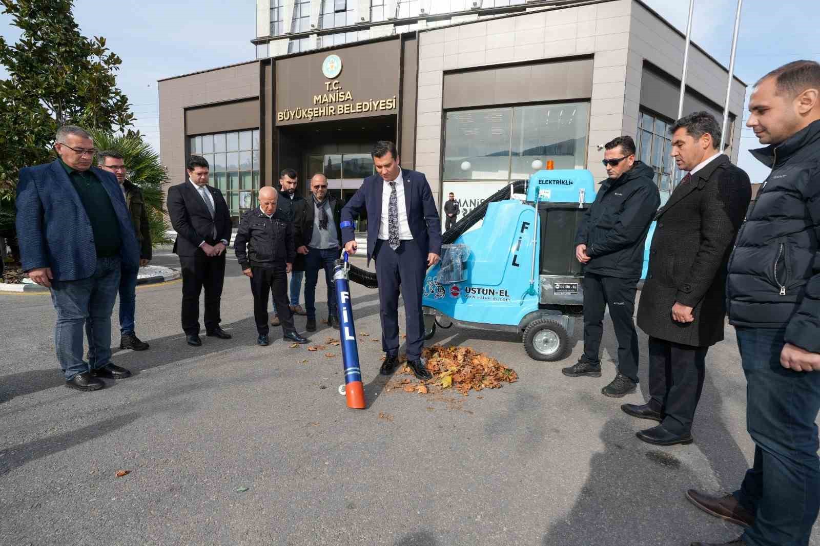 Manisa’yı filler temizleyecek
