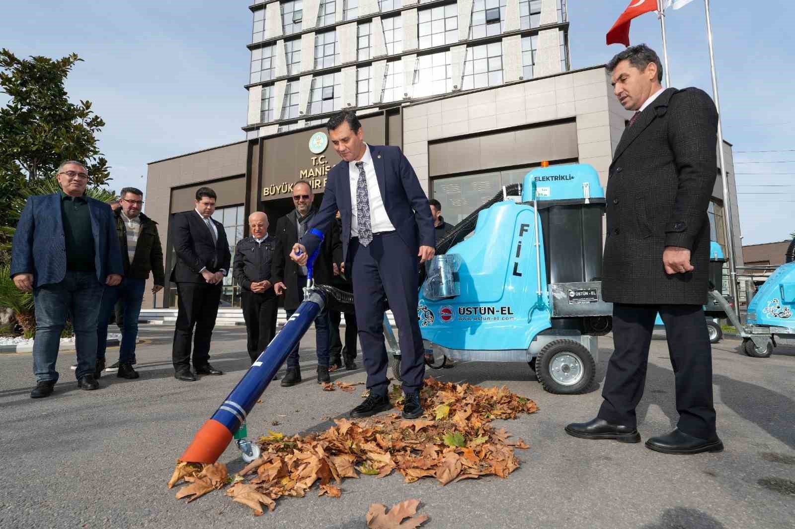 Manisa’yı filler temizleyecek
