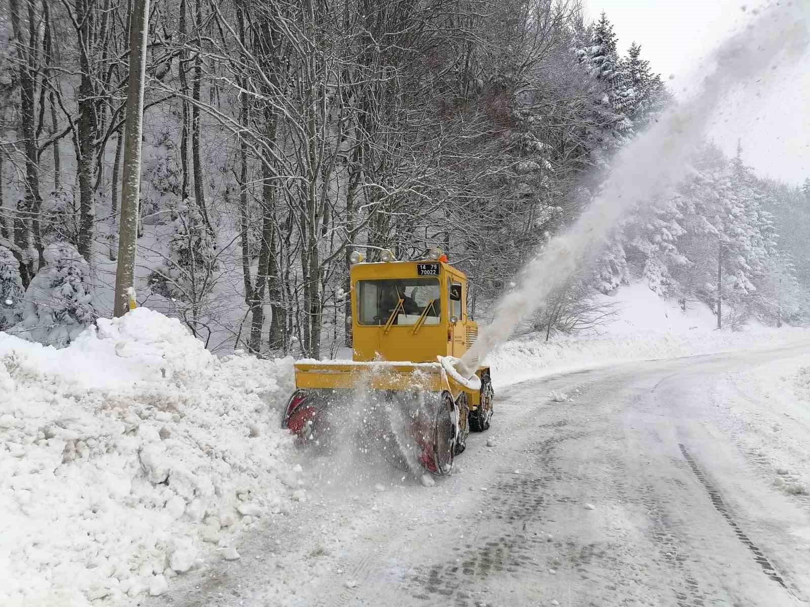 Bolu’da tüm köy yolları ulaşıma açıldı
