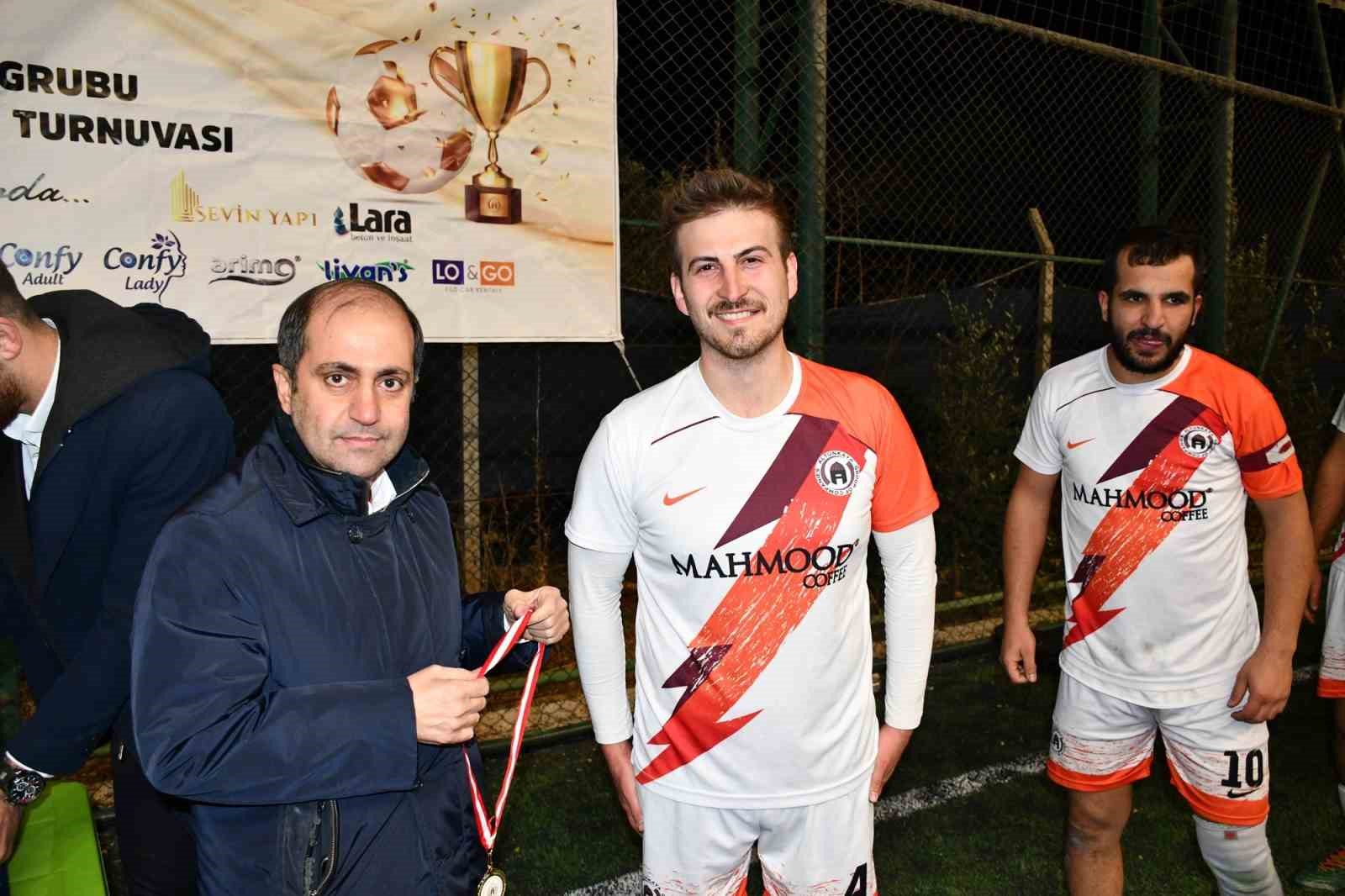 8’inci Altunkaya Futbol Turnuvası’nın şampiyonu Confy oldu
